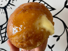 Load image into Gallery viewer, Wen &amp; Yen Bakery | Gluten Free Vegan Donuts